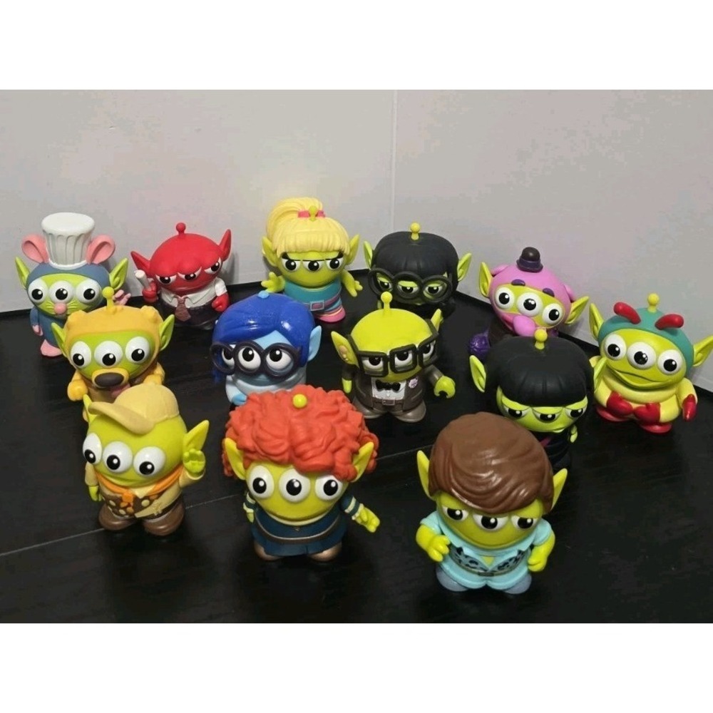 Disney Mattel Pixar Alien Remix Lot Of 13 Figures 3-3.5" Tall